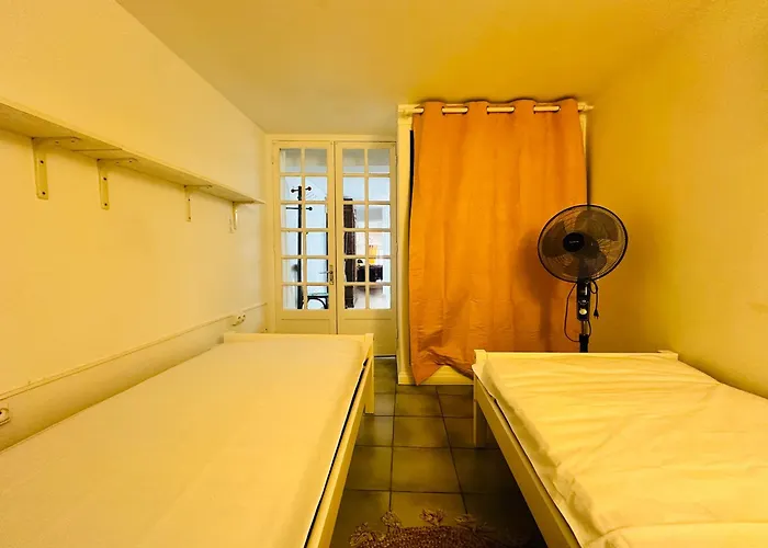 Collioure: Duplex De Charme Proche Plage Et Commerces, 4 Personnes, Terrasse - Fr-1-309-481 *