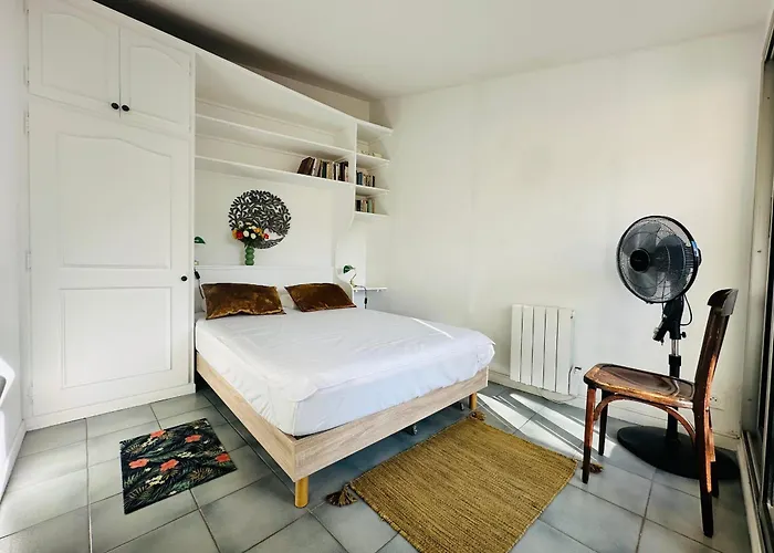 Collioure: Duplex De Charme Proche Plage Et Commerces, 4 Personnes, Terrasse - Fr-1-309-481 Apartment *