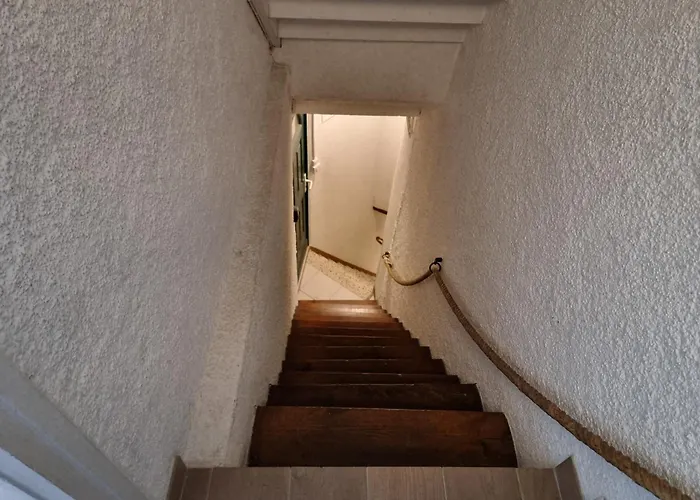 Collioure: Duplex De Charme Proche Et Commerces, 4 Personnes, Terrasse - Fr-1-309-481 * Collioure